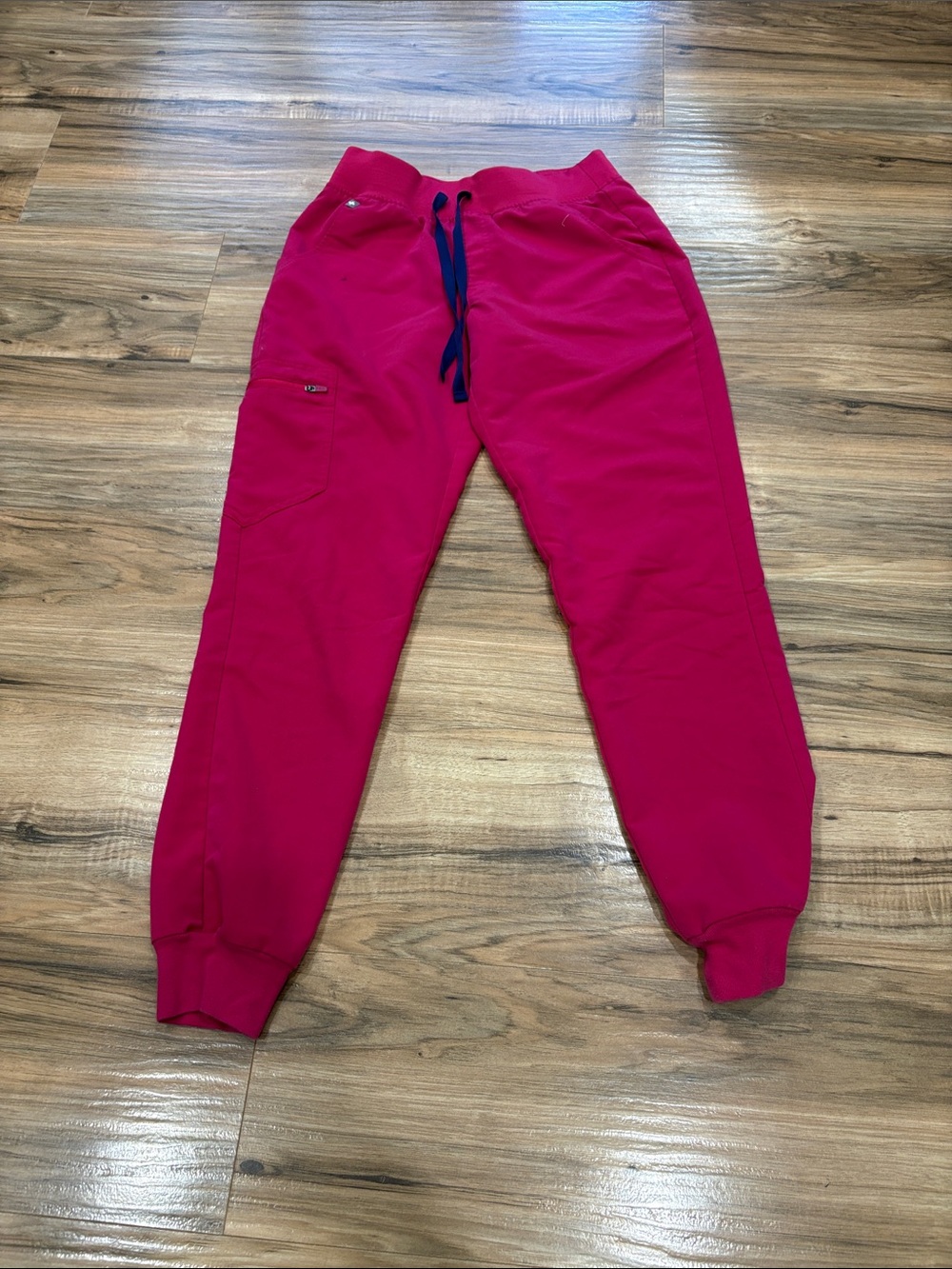 FIGS Women’s Bright Pink Jogger SCRUBS with Navy Drawstring